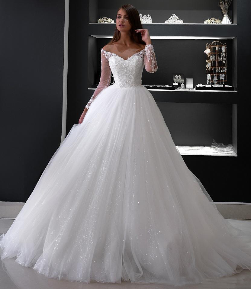 

Off Shoulder Sequins Long Sleeves Ball Gown Wedding Dresses 2021 with Lace Appliques Sweep Train Tulle Plus Size Bridal Gowns, White