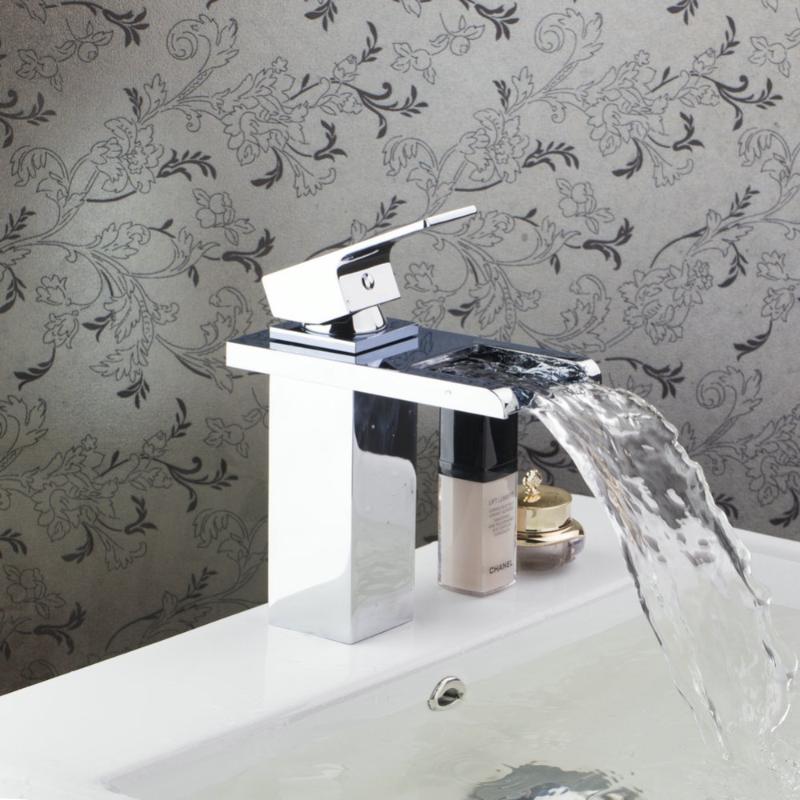 

Grand Superior Quality Retail Chrome Finish Waterfall Bathroom Faucet Bathroom Basin Mixer Tap with Hot and Cold Water Taps