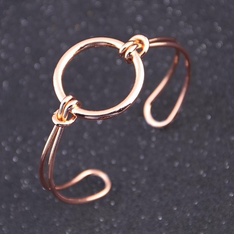 

New Gold Color Hollow Round Metal Open Arm for Women Men Alloy Charm Bracelet Costume Jewelry Fashion Accessories