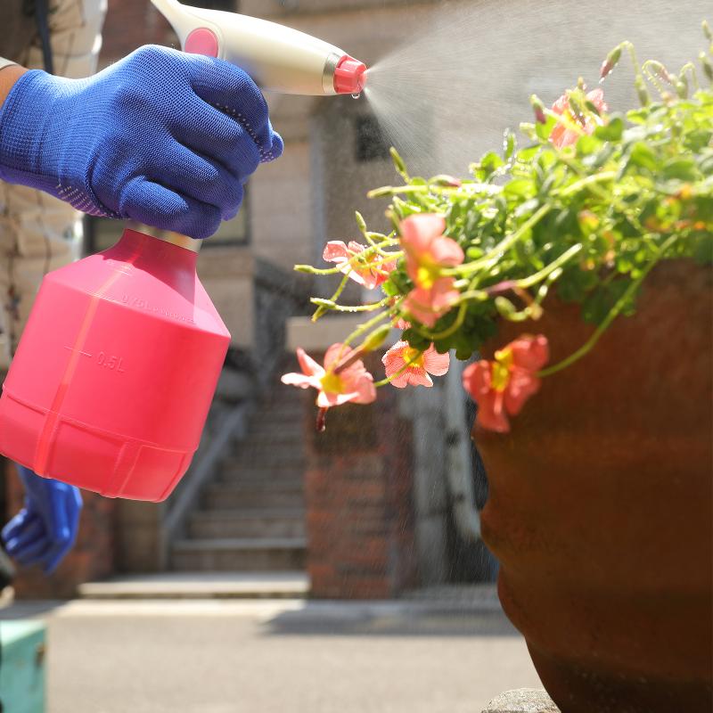 

1LElectric Garden Sprayer Plant Mister Spray Bottle for Flower Handheld Watering Spritzer with Spout Automatic Watering Devices, White