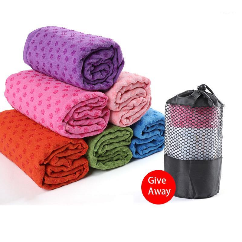 

Yoga Towel Anti-Slip Yoga Supplies PVC Plum Glue Anti-Slip 183*61cm Pilates Fitness Special Training Equipment1, Beige