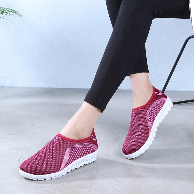 

Summer Vulcanized Shoes 2020 Summer Mesh Breathable Flat Men And Women Loafers Plus Size Cotton Ladies Walking Stripe Sneakers #h591