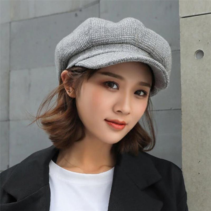 

Vintage Grid Beret Hats Ladies Autumn British Retro Casual Painter Caps Plaid Octagonal Hats Female Warm Winter Caps Adjustable, Red