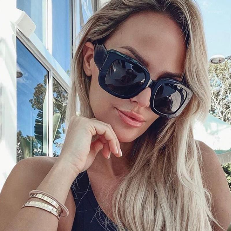 

sunglasses women Oversized Square Gradient shades woman sunglasses trend Big black eyewear female glasses1