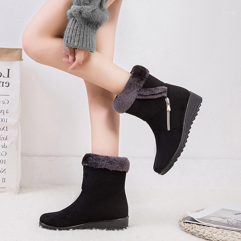 

Plus Size 35-43 2020 Winter New Snow Boots Female Tube Thick Plush Waterproof Cotton Boots Side Zipper Women Platform 20201