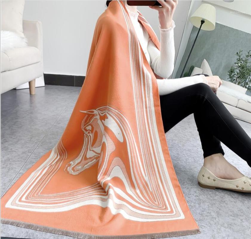 

Retro National Style Horse Winter Scarf Women Cashmere Warm Foulard Lady Scarves Thick Soft Bufanda Shawls Wraps New1