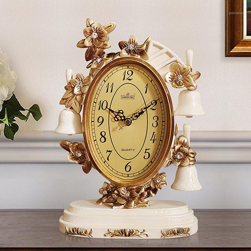 

New Retro Luxury Resin Quartz Table Clock Home Decoration Office Bedroom TV Cabinet Desk Clock European Mute Desktop Table Watch1