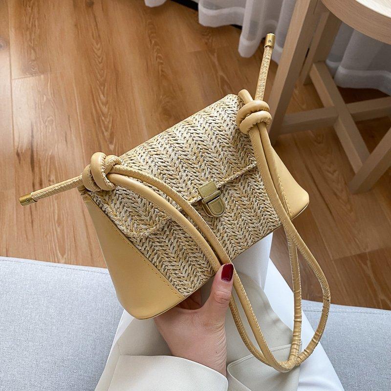 

Girls Small Beach Purse Shoulder Handbag Rattan Woven Straw Bag Summer Vintage Women Pearl Messenger Purse Crossbody Bags, Khaki