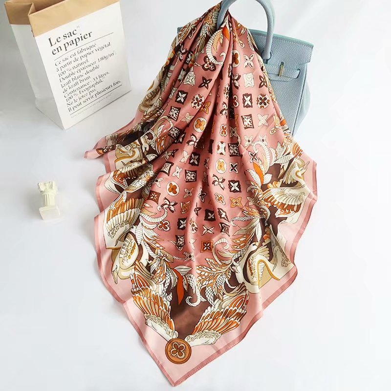 

90-90cm Designer Old Flower Letters Print Silk Scarf Luxury Women Summer Sun Protection Long Shawl Scarfs Handbag Scarves High Quality Neckerchief