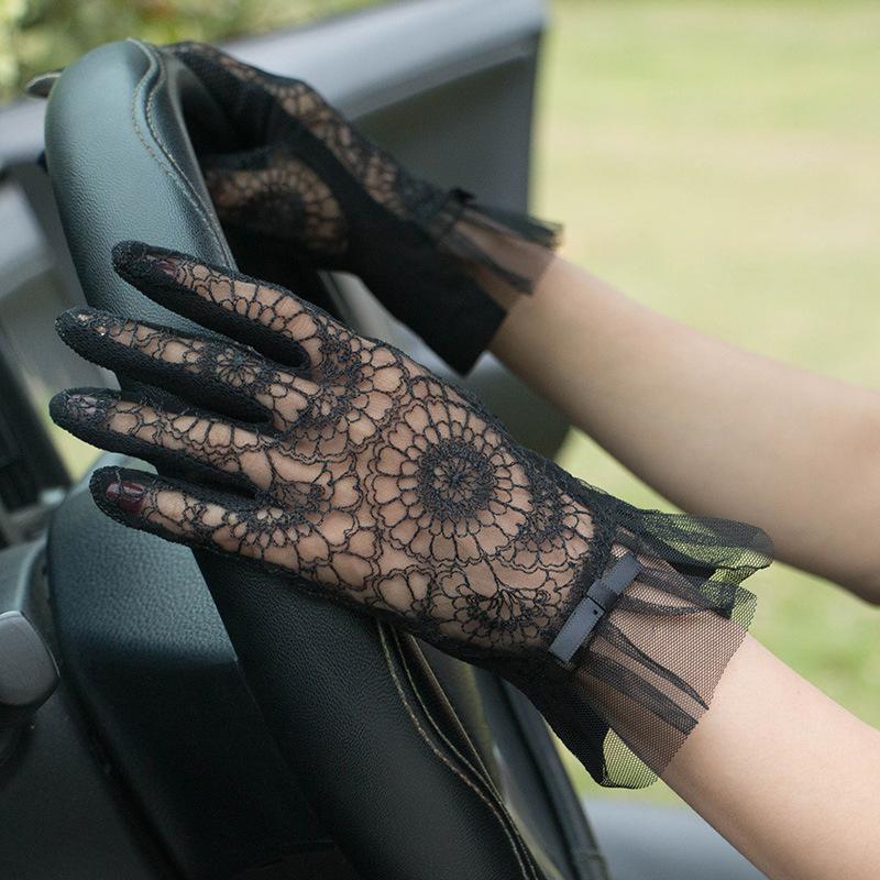 

Summer Women Sexy Lace Flower Embroidery Sunscreen Touch Screen Gloves Female Thin Hollow Breathable Non-slip Anti-UV Gloves
