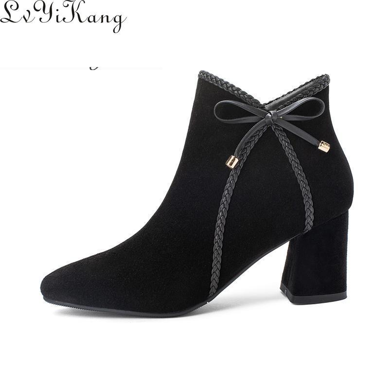 

2020 Classical New Side Zip Ankle Women Boots Street Outdoor Style Girl 6.5cm High Heel Boots Fashion Women Shoes Fringe 1, Black