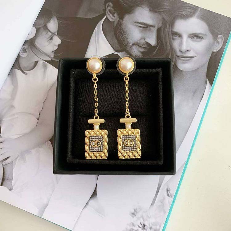 

Xiangjia 2020 New Style c Family Brass Long Two Female 925 Silver Pin Earrings, Golden