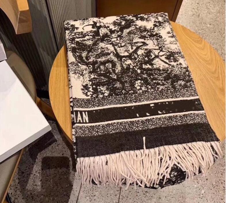 

2021 New Classic Design cashmere scarf For Men and Women Winter cashmere scarfs Big Letter pattern cashmere Pashminas Shawls scarves