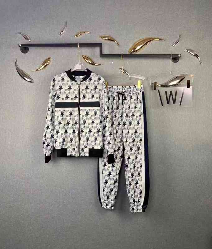 

2022 Factory Wholesale New autumn sky star printed top coat Harlan pants casual two piece set women JES3, Black