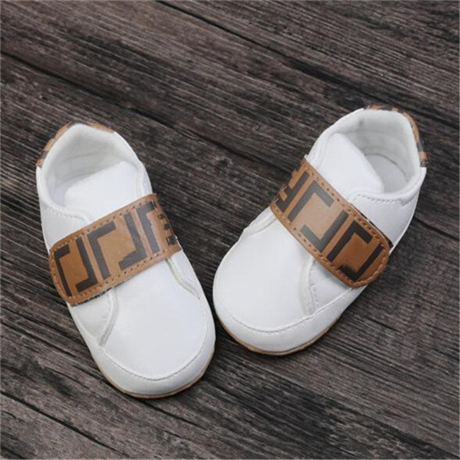 

Newborn Baby First Walkers Fashion Luxury Leather infant Casual Shoes Anti Slip Handmade Toddler Boys Girls Shoe 0-18Months, White