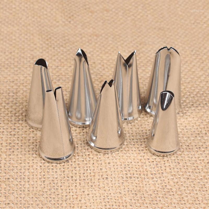 

7pcs Set Icing Piping Nozzles Stainless Steel Cake Pastry Tips Cupcake Decorating RT991