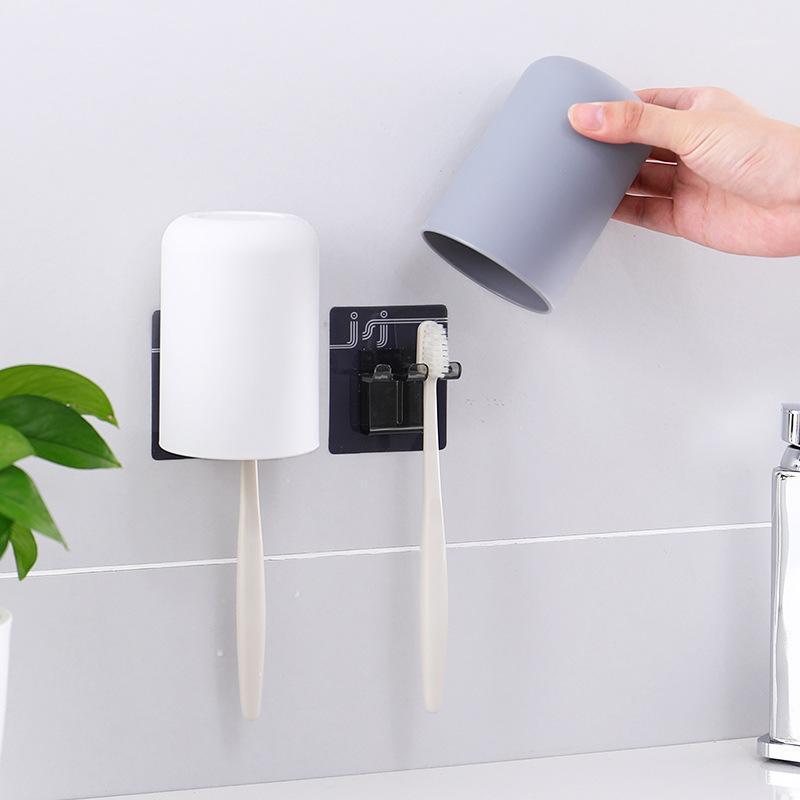 

1PC Multicard Slot Toothbrush Holder Inverted Cup Wall-mounted Storage Rack with One Bathroom Tumbler Bathroom Accessories Set1
