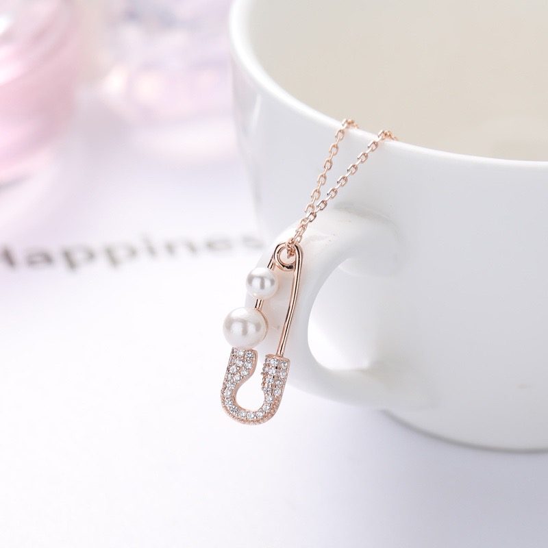 

2020New Arrivals 925 Sterling Silver Jewelry Austrian Crystal Butterfly Pearl Diamond Pendant Necklace Does Not Fade Color Hypoallergenic