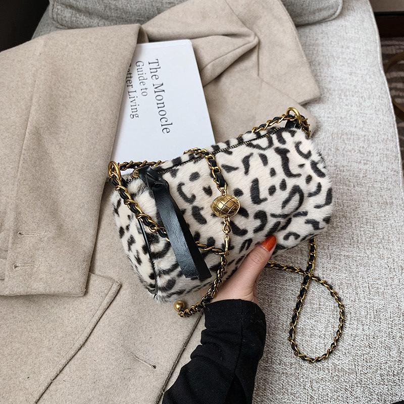 

Fashion Faux Fur Chain Inspired Flap Bag Plush Shoulder Female Crossbody Handbag, White