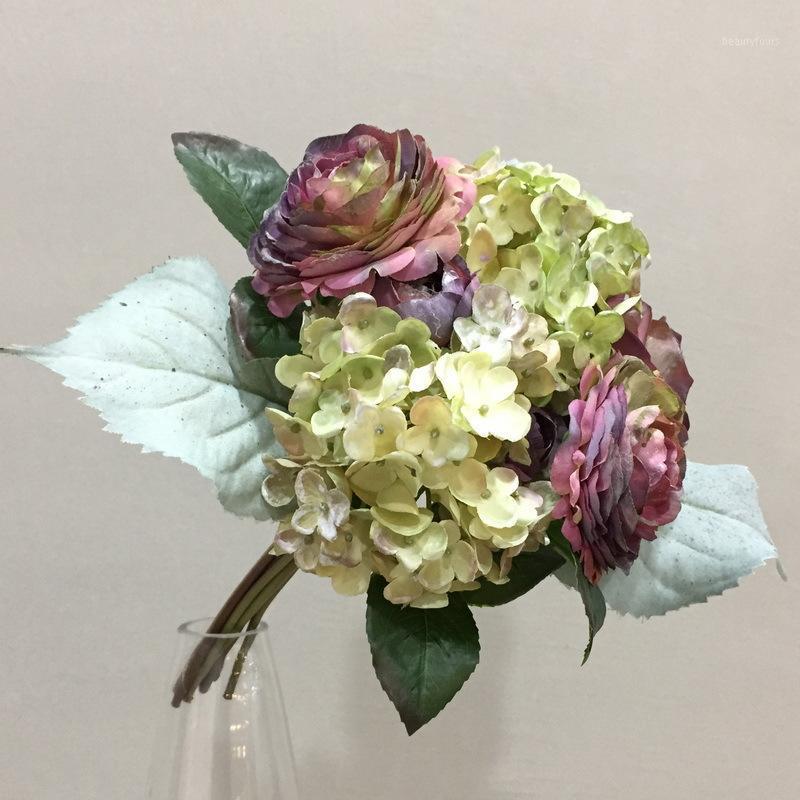 

3pcs 29cm High Grade Artificial Flower Ranunculus Hydrangea Flower Bouquet Wedding Ceremony Hand Tied Bouquet Europ Retro Style1, Multi