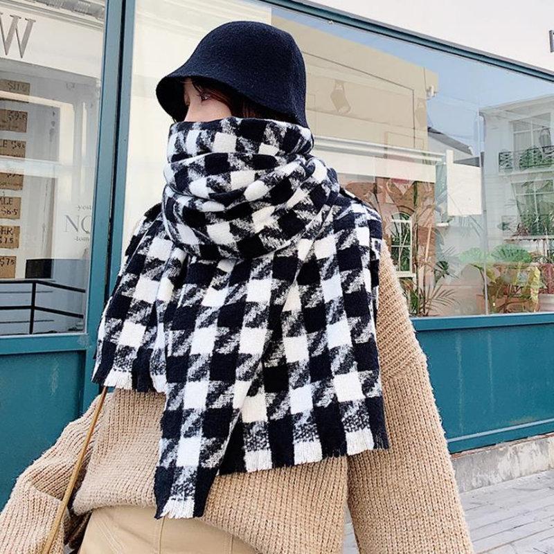 

KOI LEAPING new woman Fashion Wool stripe Scarf Decoration Soft and comfortable scarfves Gift headscarf high quality Shawl