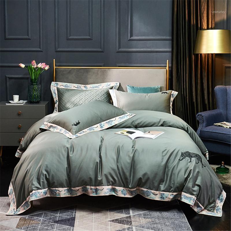 

4 Pieces King Queen Size Quilt Cover Sets Luxury 100S Egyptian Cotton Sateen Bedding Set Green Duvet Cover Leopard Cheetah1