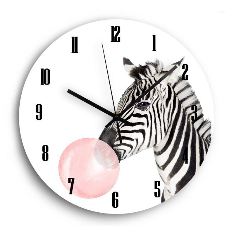 

Cute Animal Wooden Clock Giraffe Zebra Silent Quartz Living Room Decorative Wood Digital Wall Clock Modern Design Home Decor1