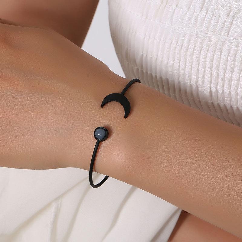 

Charm Bracelets Fashion Trendy Sun Moon Cuff Bangles For Women Gold Silver Color Resin Stone Open Bangle Female Bracelet Jewelry