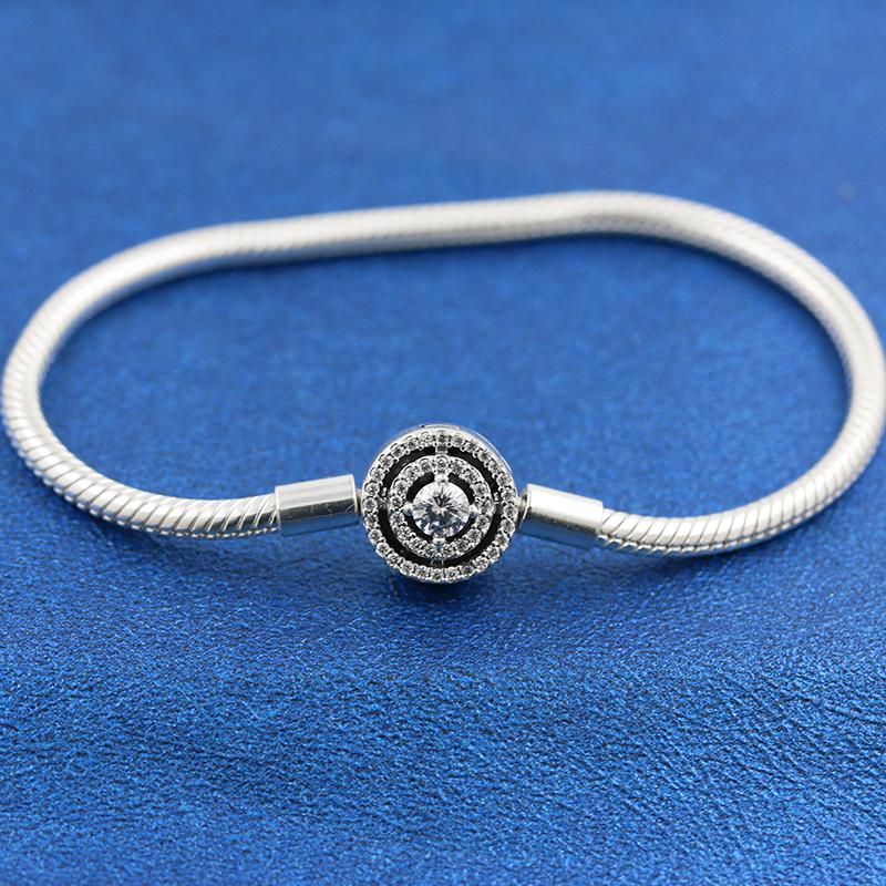 

Wholesale Romantic 925 Sterling Silver Snake Chain Bracelet with Halo Clasp Fits For European Bracelets Charms and Beads