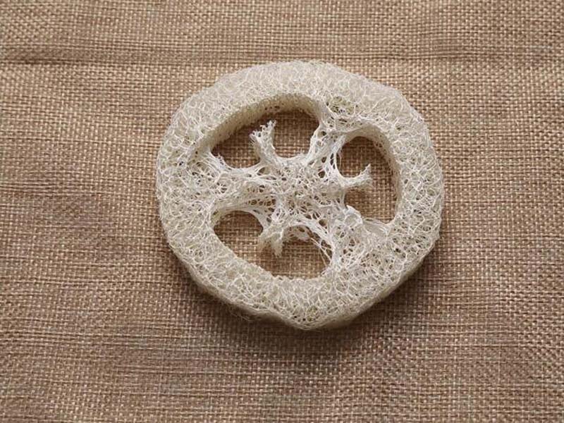 

100pcs 7cm 2021 Soap Dishes Natural Loofah Luffa Loofa Slices Handmade DIY Loofah Soap Tools Cleanner Sponge, As photos
