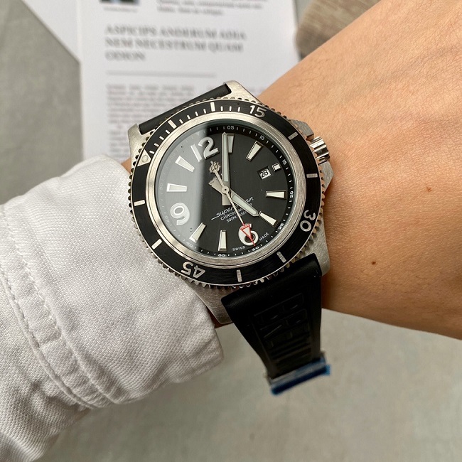 

44mm Men Automatic Mechanical Movement Black Sport Rubber Wristwatch With Stainless Steell Free Shipping