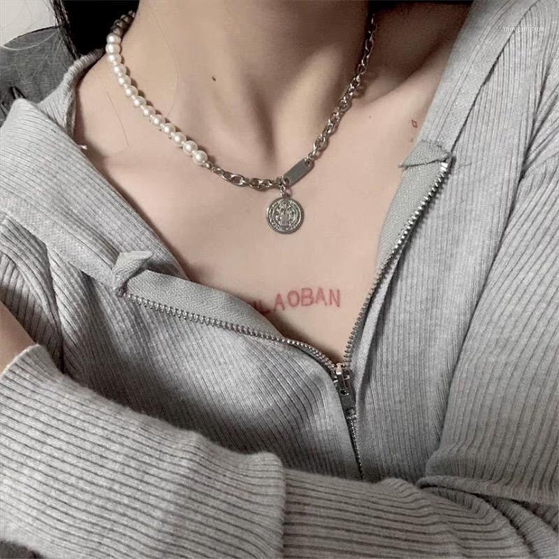 

Fashion retro Punk Gothic Street Silver Pearl Necklace haajuku girl Coin Pendant Necklace hiphop 20201