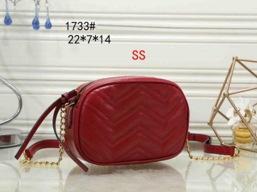 

Fashion Women Marmont Shoulder Bags Gold Chain leather crossbody Bags Heart Style lady purse wallets Handbag Totes Messenger bags CCI21557, Red