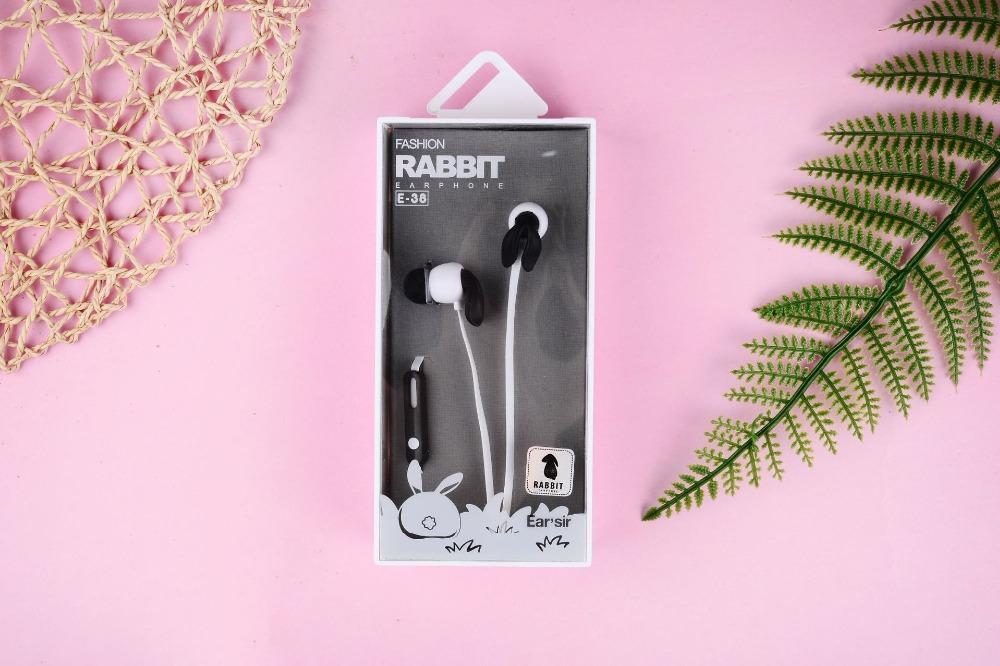 

Universal 3.5mm In-Ear Stereo Earbuds Earphone With Mic For Cell Phone Music Earbud Bass Stereo Sound Headset Noise Canceling, Black