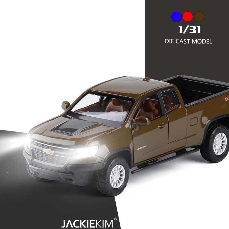 

1:31 Chevrolet Colorado Pick up Alloy Diecasts Vehicles SUV Car Model With Sound Light Pull Back Car Toys For Kids Gifts Y200109