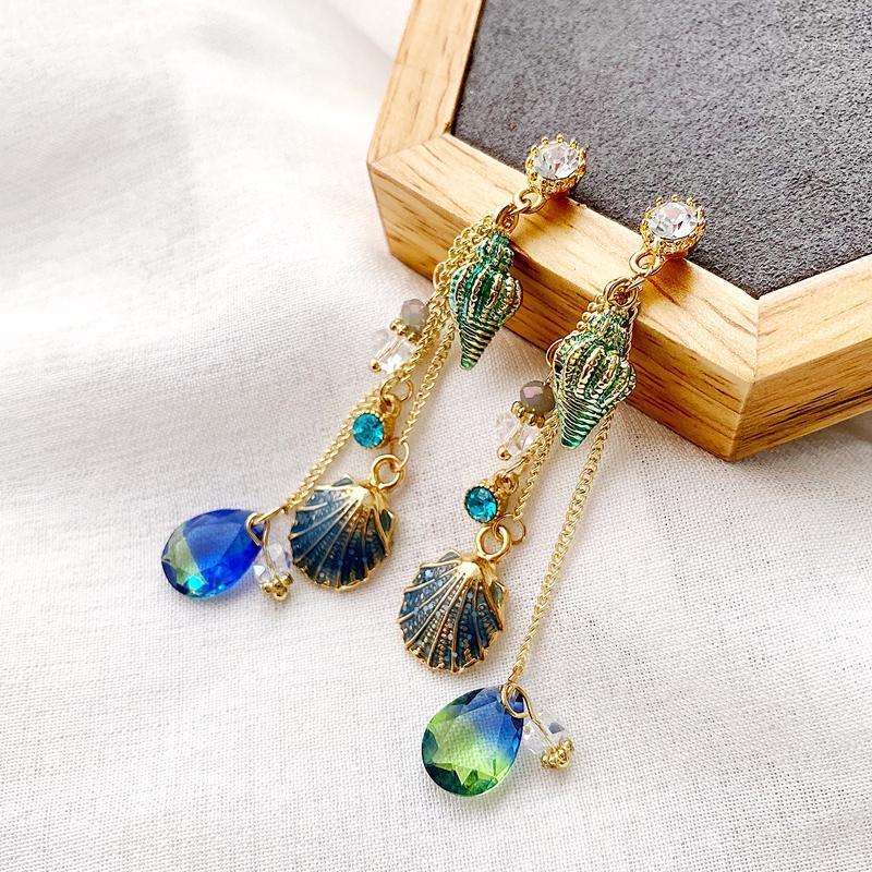 

Dominated new 2020 Women Bohemia style long tassels crystal fashion temperament metal shells multicolor Drop earrings Jewelry1