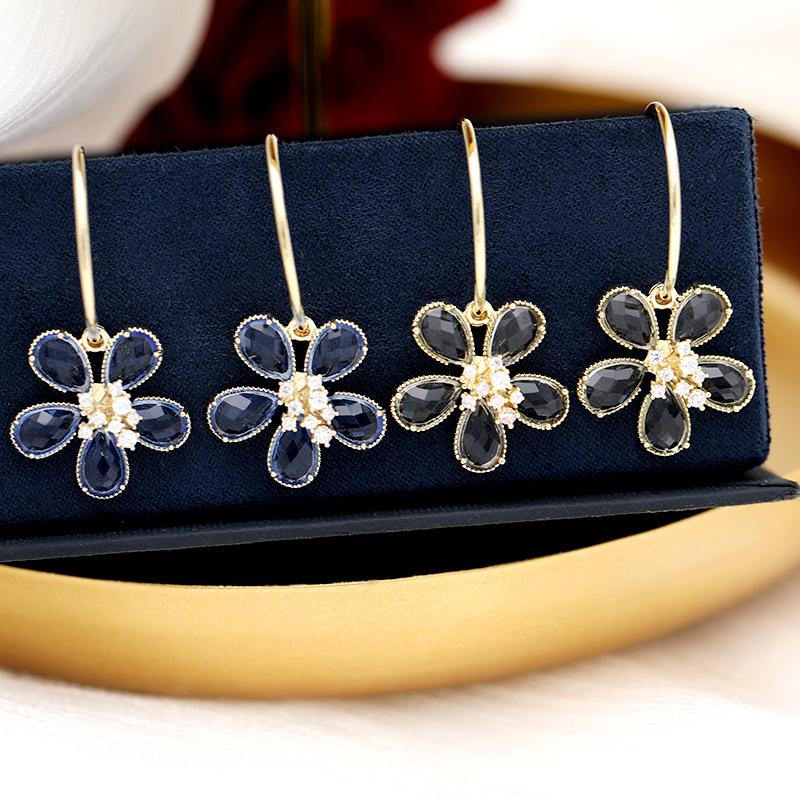 

Crystal Flower Earrings for Women Girls Temperament Exaggerated Big Earrings Female Jewelry Accessories