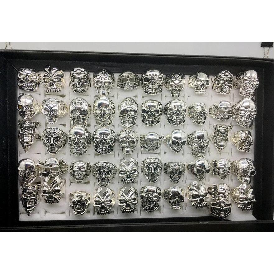 

Wholesale 50Pcs/Lot Gothic Big Skull Ring Bohemian Punk Vintage Antique Silver Mix Style Mens Fashion Jewelry Skeleton Ring Size Nhrfo