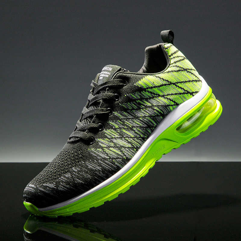 

2021 Couple Sneakers Men and Women New Running Shoes Fashion Breathable Mesh Outdoor Sports Shoes Lightweight Athletic Footwear