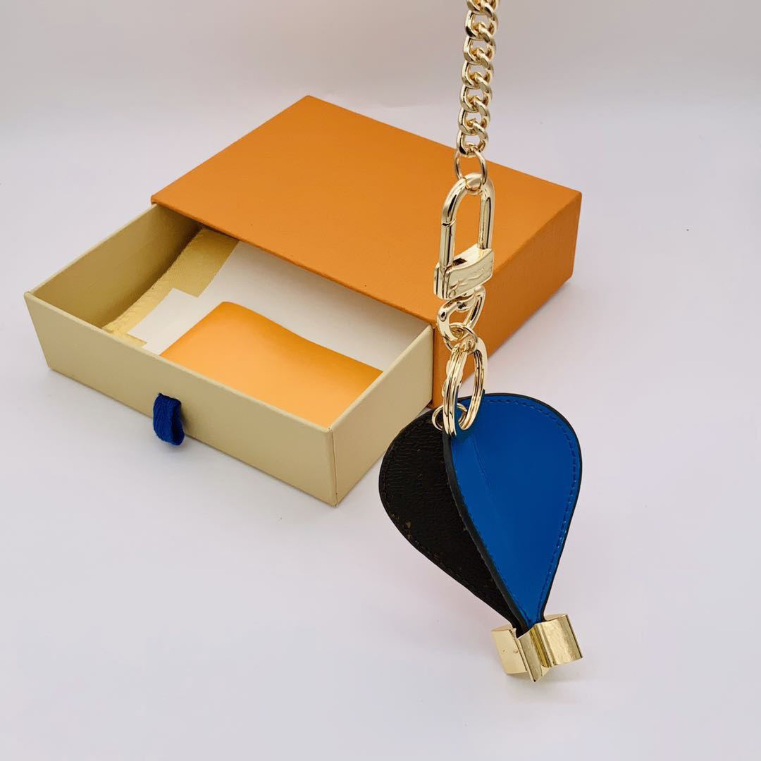 

Hot Air Balloon Keychain with Box 2021 Men Women Fashion Designer Leather Keychains Wallet Cute Handmade Bags Car Key Chain Pendant Buckle