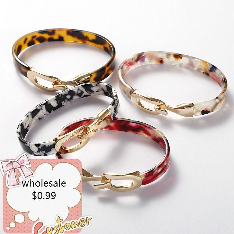 

Bracelet Acrylic Plate Open-Ended Bracelet Hot Sale Simple Alloy Buckle Women's Bangle1