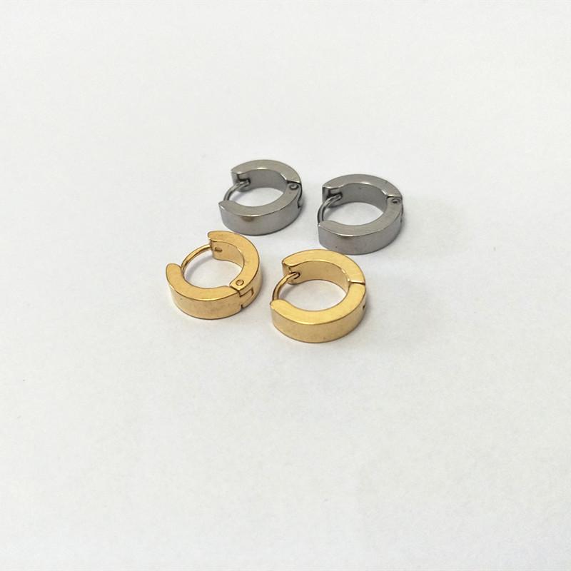

Fashion Small Hoop Earrings Color Gold Stainless Steel Round Huggie Earrings Jewelry For Women