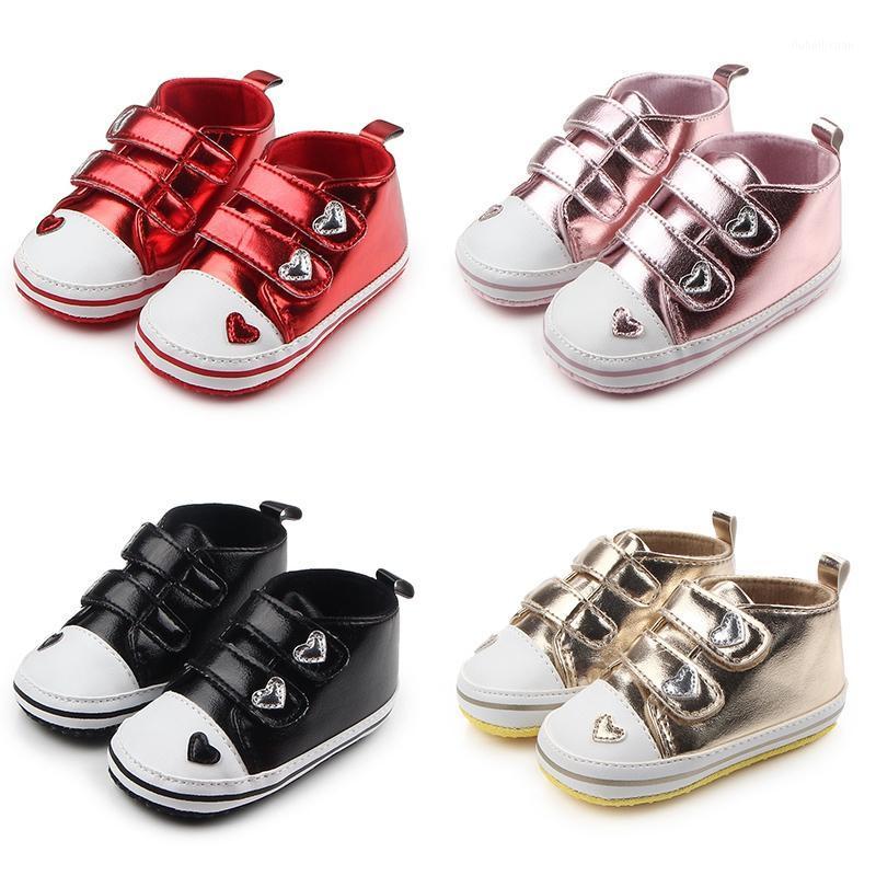 

6-12 months Spring Autumn Shoes Newborn Baby Girls Classic Heart-shaped PU Leather First Walkers Tennis Lace-Up1
