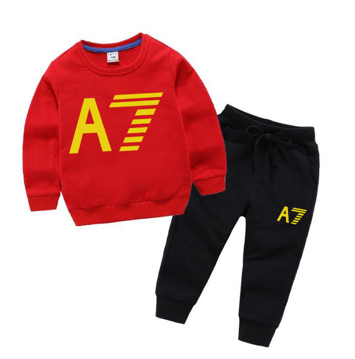 

2020 HOT SELL fashion classic Style Childrens new For Boys And Girls classic Sports Suit Baby Infant Short Sleeve Clothes Kids jacket, White