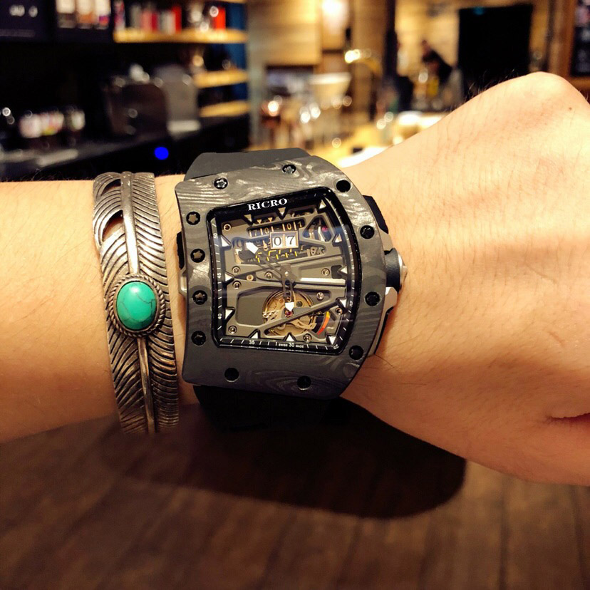 

Designer watches men's watch, unique barrel-shaped fan-shaped case, irregular geometric design, equipped with a multi-function movement, Slivery;brown