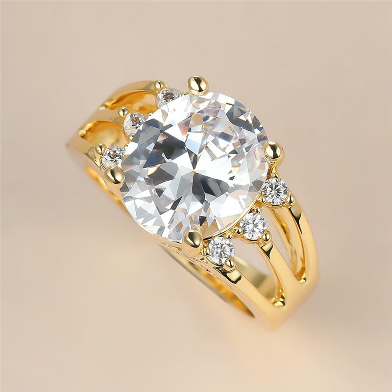 

Luxury Female White Crystal Stone Ring Charm Gold Color Big Wedding Rings For Women Vintage Bride Oval Zircon Engagement Ring