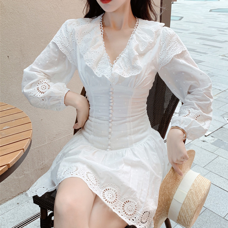 

2021 New Autumn Woman Dressed in Lantern, Floral Embroidered White Solid Kglb