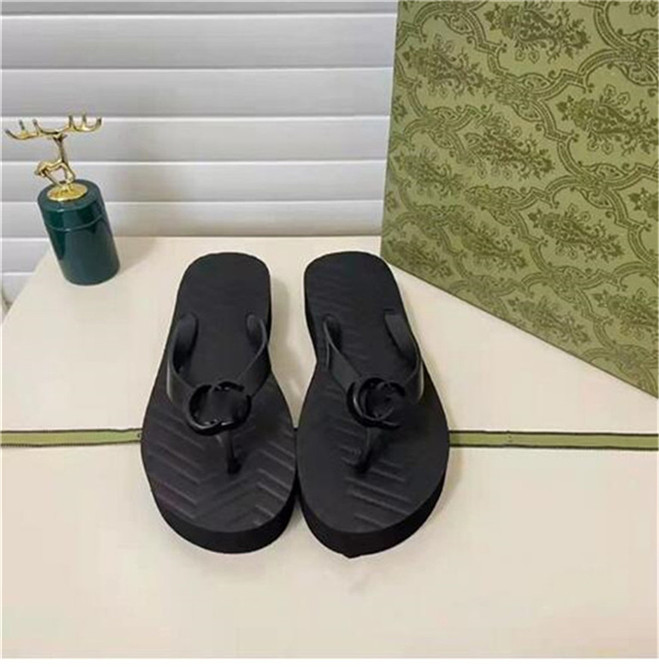 

simple suitable autumn flip flops Slippers youth slippers moccasin shoes fashion for spring summer and designer hotels beaches 35-42 ladies