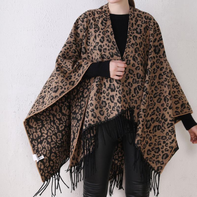 

2020 New Classic High-End Winter Cashmere Feel Cape Woven Jacquard Leopard Scarf Female Shawl Scarf Women Winter