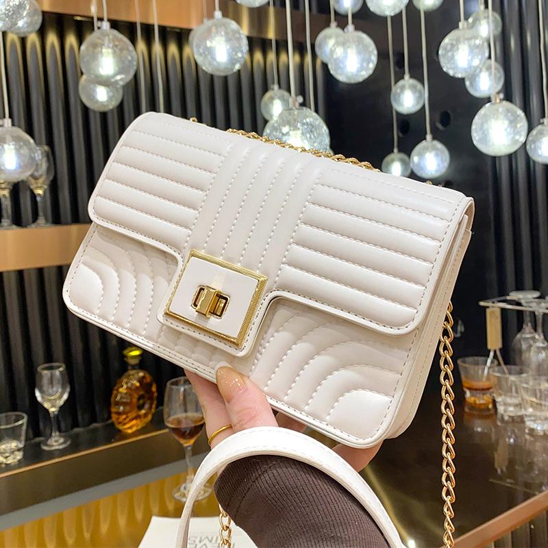 

Sewing thread Pleated Tote bag 2021 Fashion New High quality PU Leather Women's Designer Handbag Chain Shoulder Messenger bag, Black